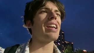 VLOG 2- Jomtien Beach, head massage and Tom Yum
