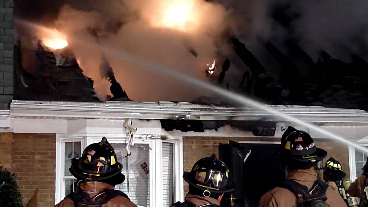Fairfax County House Fire - 31 Jan 2010 - YouTube