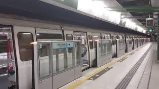 港鐵港島線列車A153/A254關門(D781)