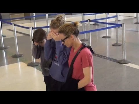 Vanessa Paradis Keeps A Low Profile With Her Kids Passing Through Lax