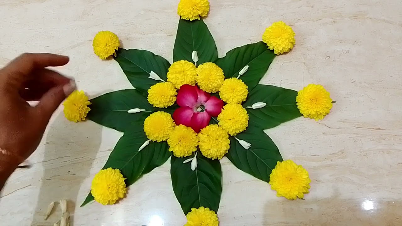Assorted Artificial Fabric Flower Toran For Decoration at Best Price in  Madurai | Madurai Sales Corporation