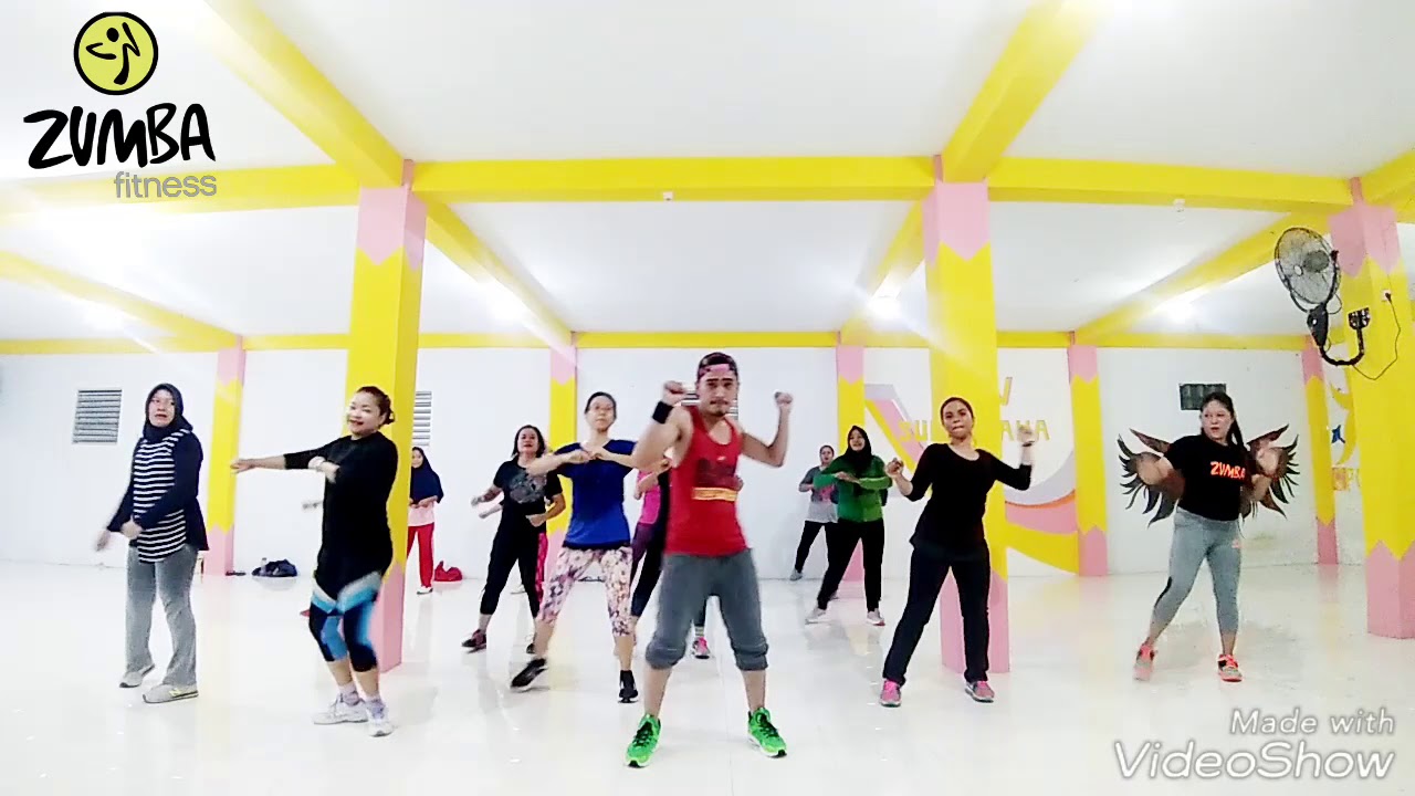 ANJING KACILI - TIAN STORM ZUMBA coreo by ZIN FAIZ Faizal (GPW SURYAJAYA) SELAYAR ISLAND