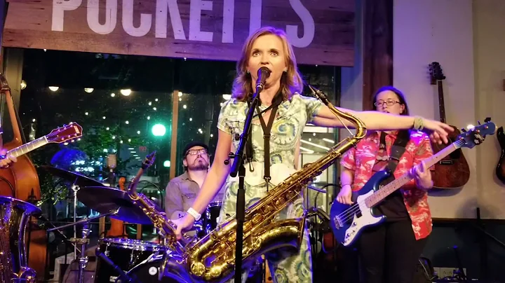 Pamela K Ward @ Pucketts Nashville performing Swee...