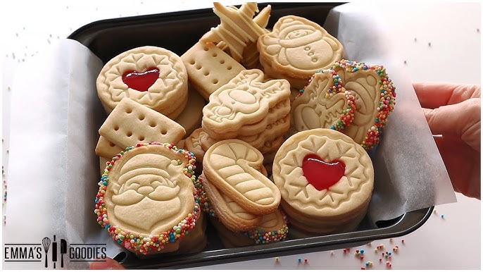 Holiday Shortbread Recipe - Entertaining with Beth