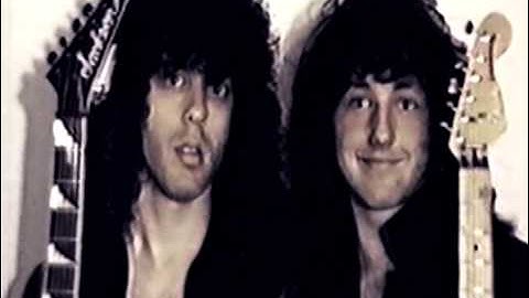 Jason Becker & Marty Friedman taking pictures . Rare Video