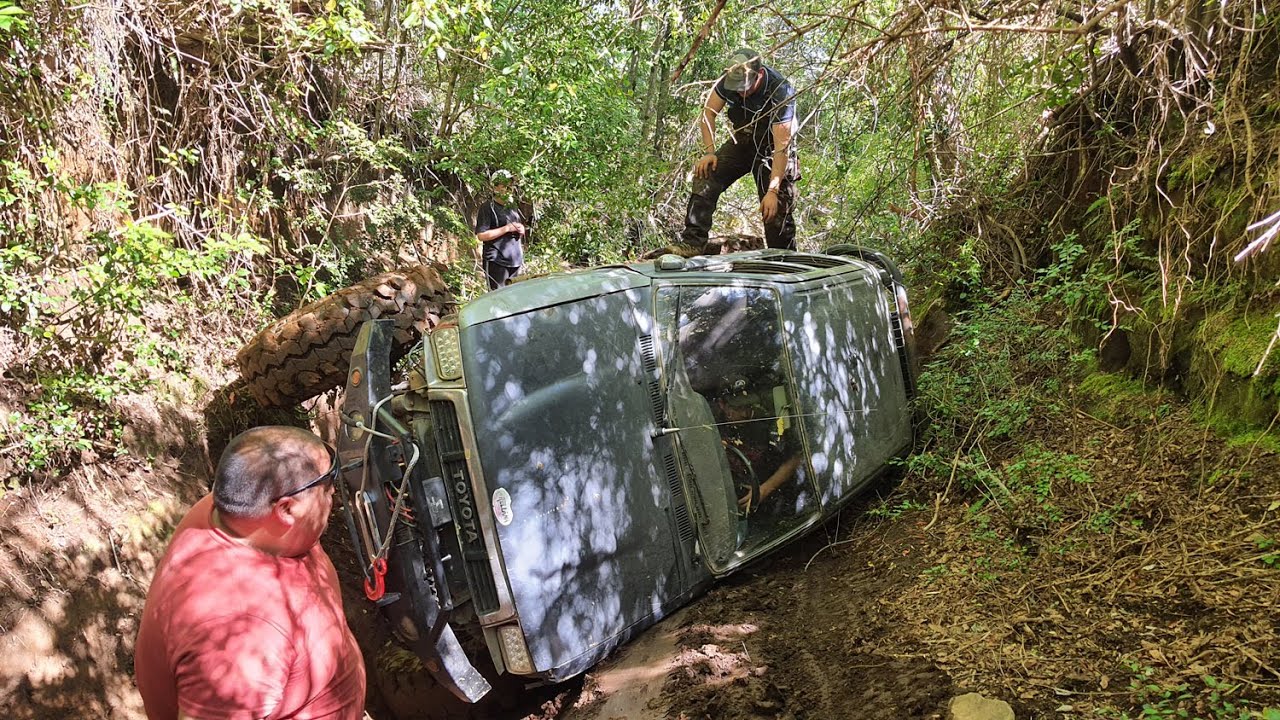 RUTA 4x4 DE LA MUERTE 3, VITARA vs HILUX,