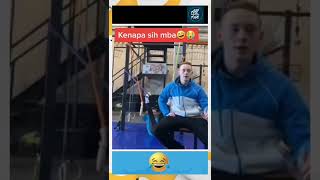 Itu Yang Dibelakang Lagi Ngapain Mbak? Video Lucu Ngakak