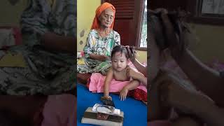 Tukang Pijat Anak kecil. Awalnya Annisa enak dipijit, tapi endingnya nangis🤣🤣🤣