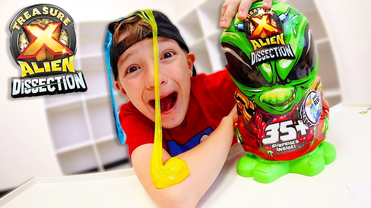 Father & Son HUGE ALIEN DISSECTION! (Don't Get Slimed!) - YouTube