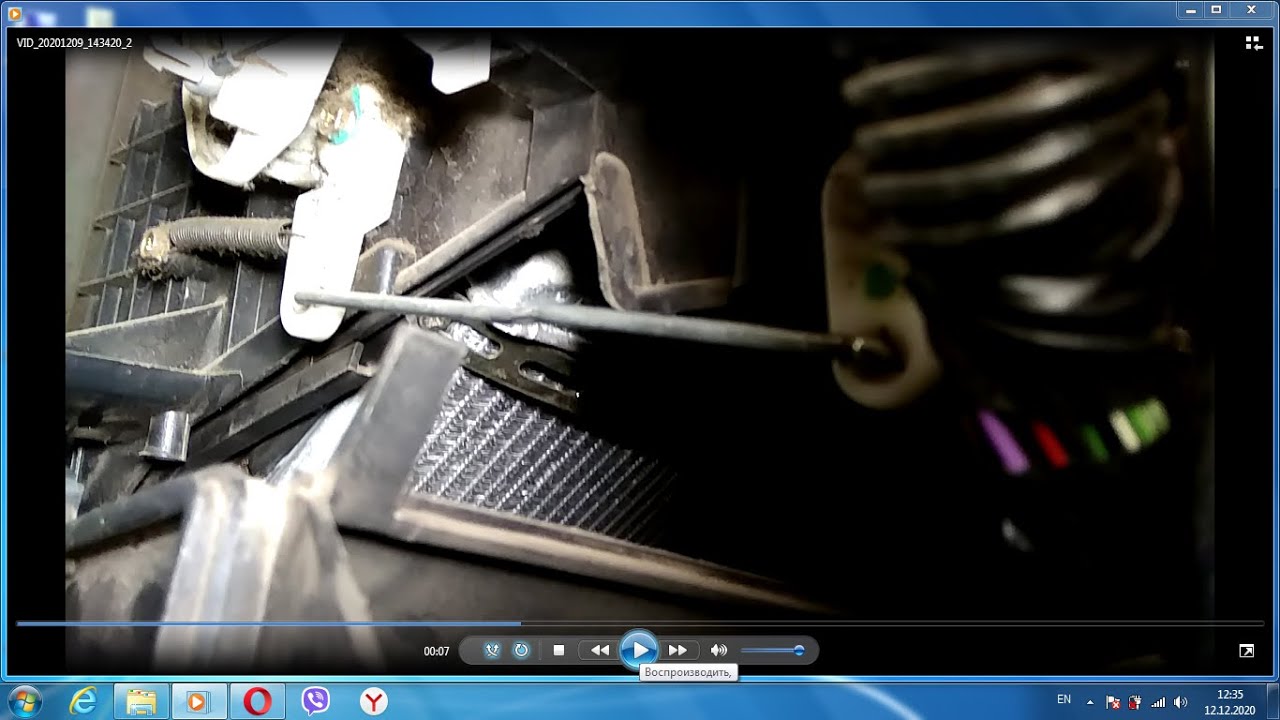 Крепление радиатора печки Сенс, Ланос. - YouTube