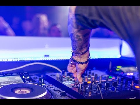 In The Mix with Mark Valentine. House Music!
