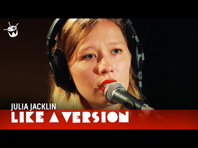 Julia Jacklin covers The Strokes 'Someday' for Like A Version class=