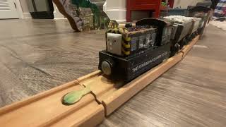 Mini view episode 1: Wooden Railway Mavis