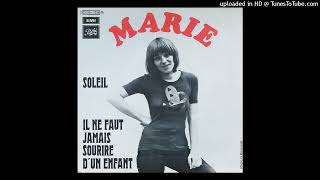 MARIE Souris-moi,embrasse-moi