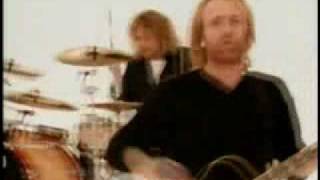 Def Leppard - when love and hates collide  Sub. español