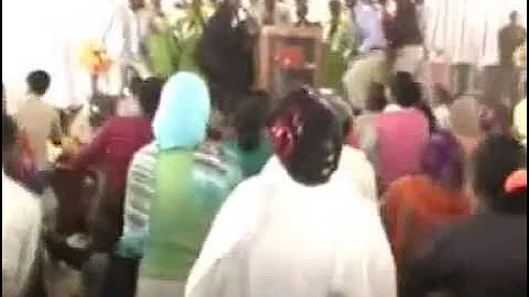 Aqinaw Dhimmaa "akka fedha kee"