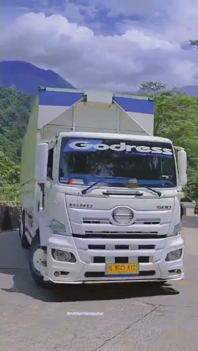 Hino godress lewatin jalan sitinjau lauik‼️