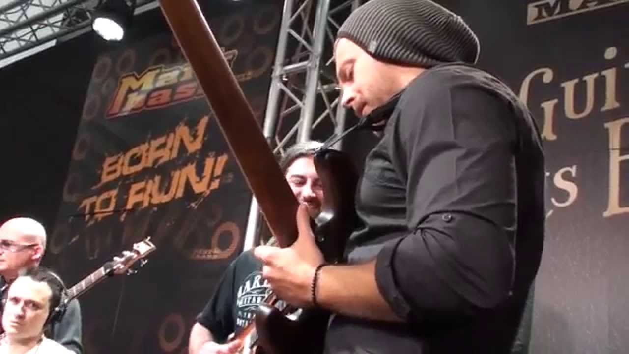 Hadrien Feraud, Richard Bona & Dominique Dipiazza - The Chicken - MarkBass Booth