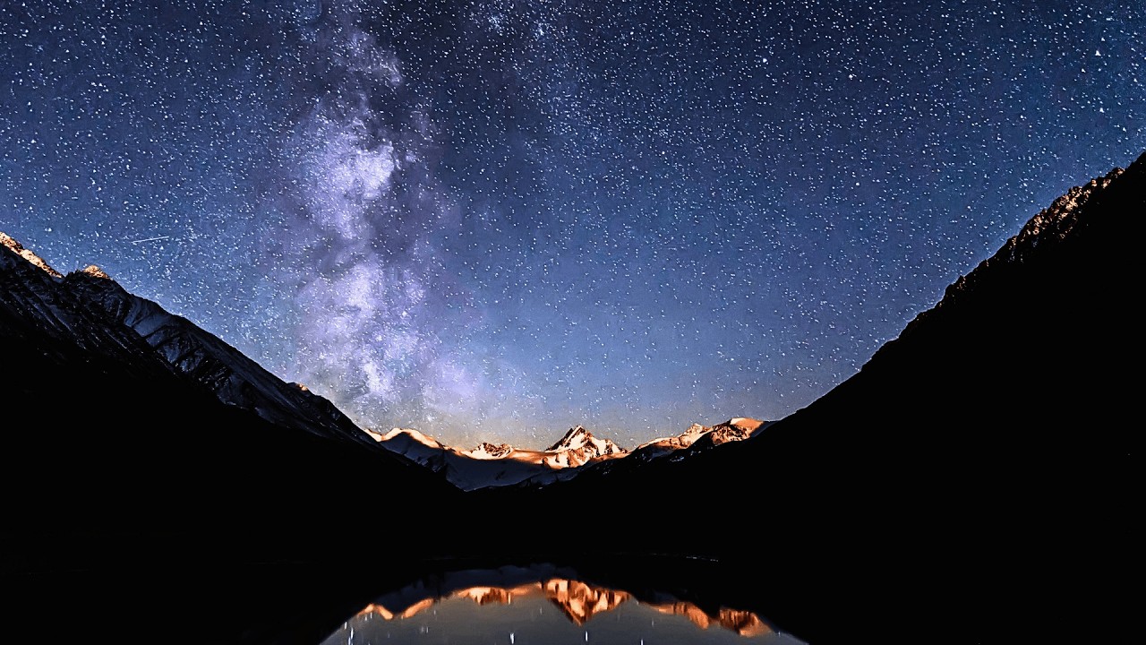 Peaceful Space and Sky — Emotional Cinematic Music | Hugo Antonio Miranda