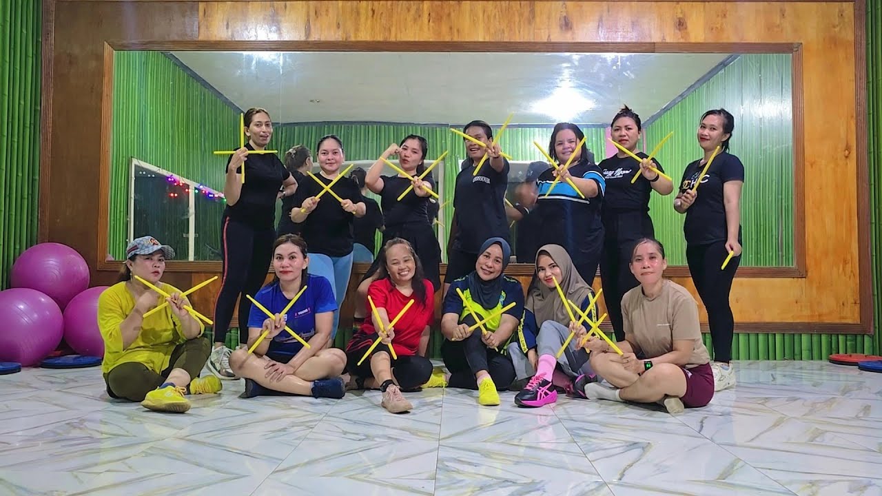 Kelas Perdana DREAM STICK CARDIO DANCE BERSAMA EXD ITHA D'mers || Members Kadeda Soakonora