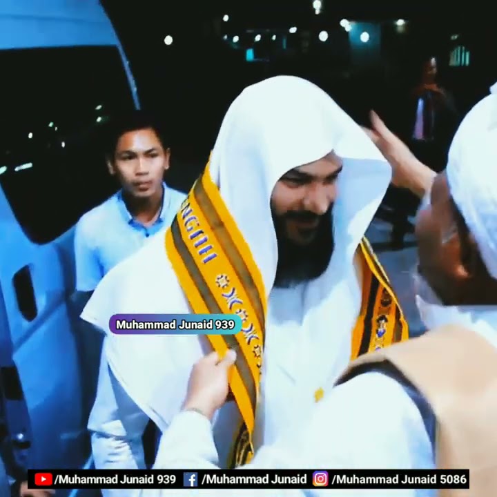 Abdul Rahman Al Ossi in Indonesia | Muslims expressed immense love for the Sheikh #shorts