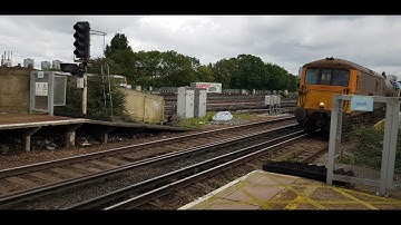 Here is the class 73 in Clapham Junction Sunday 10 October 2021