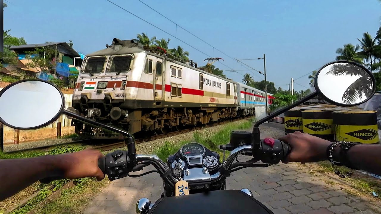 Royal Enfield Bullet 350 POV Ride for Trainspotting | Railfanning POV