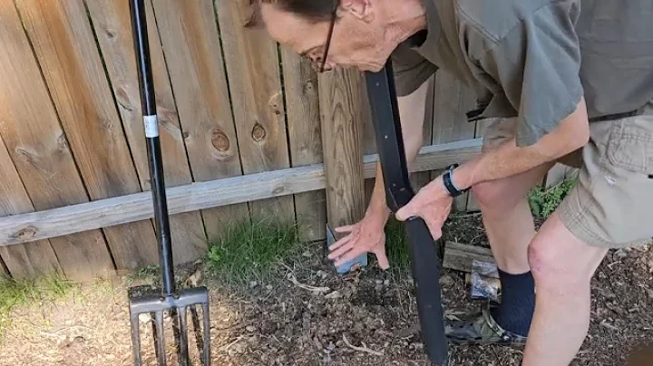 AKINGKONG Fence Post Repair Kit - One-Piece Steel Anchors & Stakes for Broken 4x4/6x6 Wood Posts