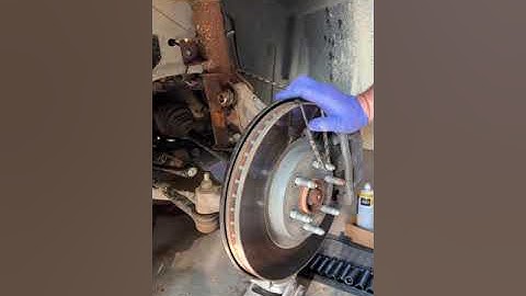 2010 Cadillac SRX strut replacement