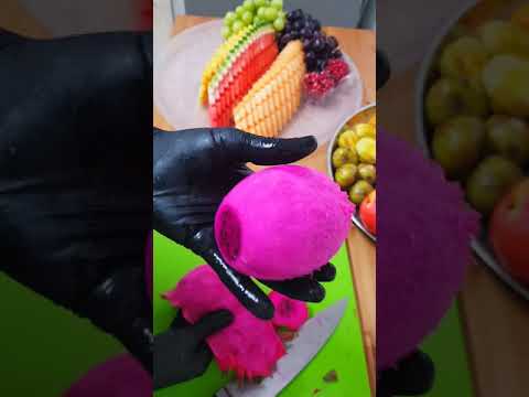וִידֵאוֹ: איזה פירות לשים על שולחן חג לילדים