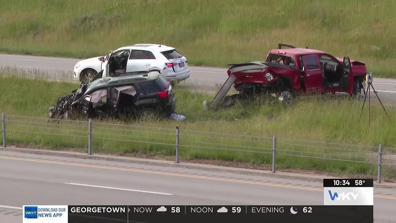 Victim of deadly 3-car crash identified - YouTube