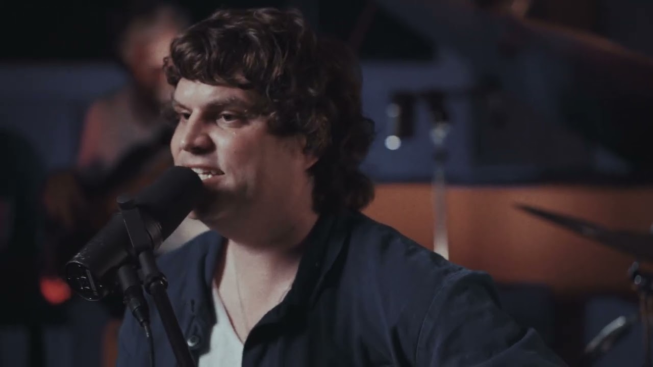 Assista a Al Nicol - Missing You (Live Session) no YouTube Assista a Al Nicol - Missing You (Live Session) no YouTube
