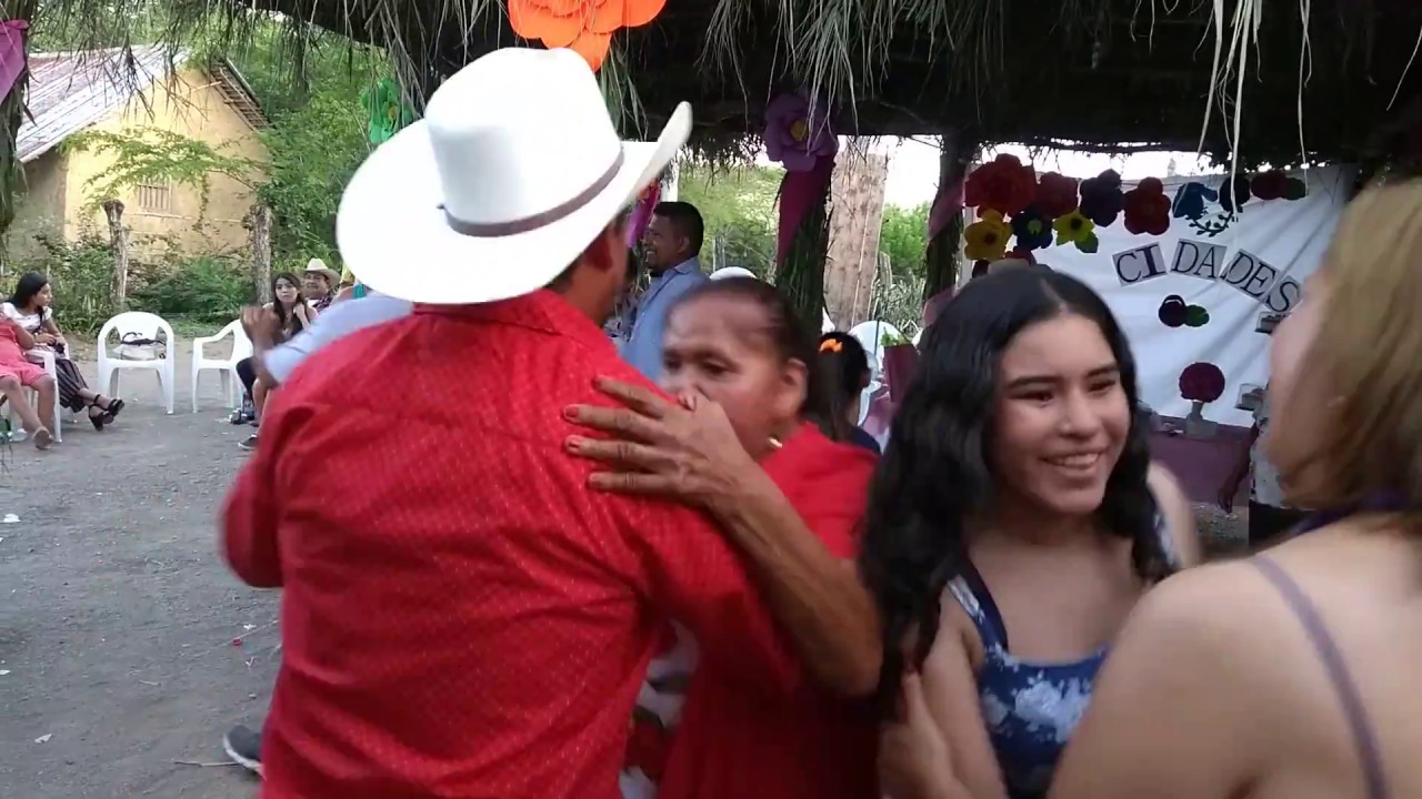 Palomazo de Idalia con Hermanos Flores en el ejido el Choy de Llera Tamps.