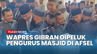 Download Lagu Gibran Terkejut Dapat Pelukan Hangat dari Pengurus Masjid di Afrika Selatan Seusai KTT G20 MP3