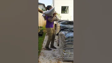Stop Wasting Money When Filling Raised Beds Garden Transformation Hugelkultur 