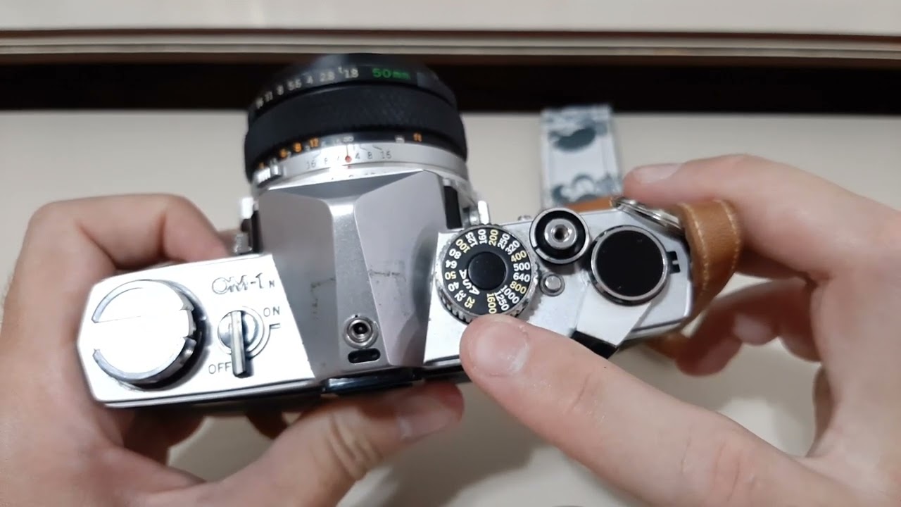 Olympus OM1. Reseña y rollito Fujifilm Superia X-Tra 400