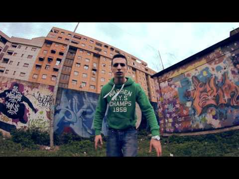 Sharky Mc - Ho Bisogno Di Cash (Official Video)