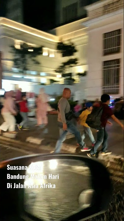 Suasana Kota Bandung Malam Hari Di Jalan Asia Afrika Menjelang Tahun Baru #shorts #bandung  #kota