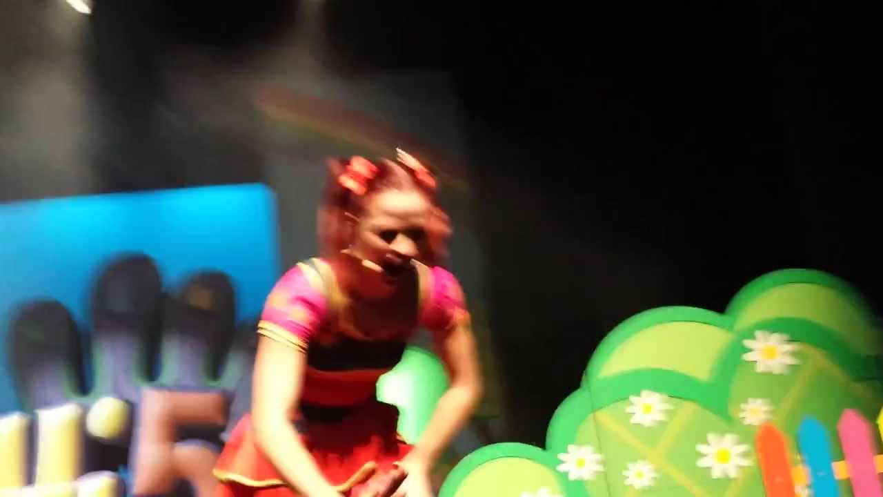 H's Close Encounter With Lauren of Hi-5, 20-Dec-2014