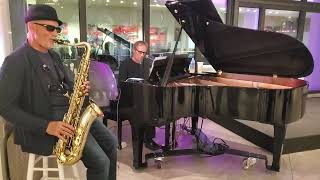 On Green Dolphin Street (Cover): Alex Ross Duo, Live at Art Ovation