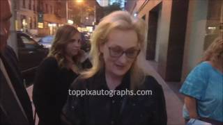Meryl Streep - SIGNING AUTOGRAPHS while promoting in NYC