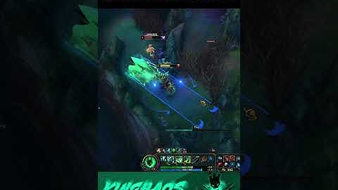 Poor Ezreal cant escape me! Best of Thresh #shorts