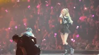 Blackpink - Rosé Solo - Hard to Love/On the Ground Live in Newark, NJ at Prudential Center Day 2