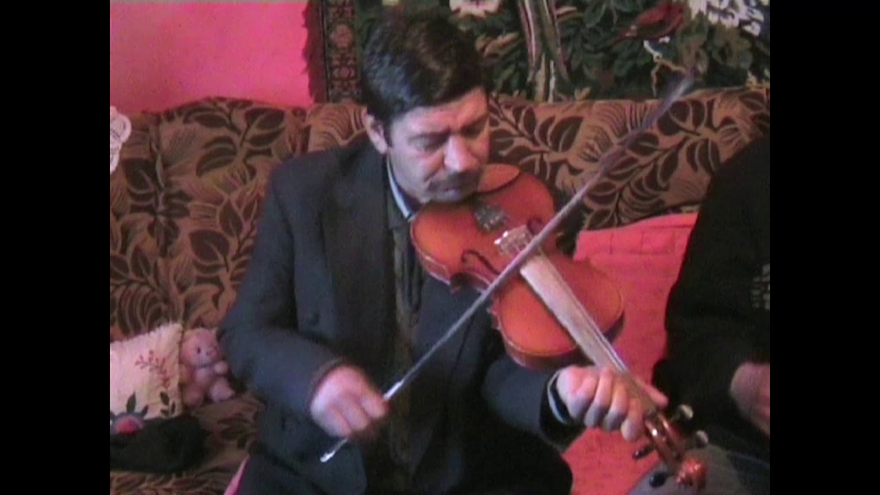 Music from Szászcsávás: Csányi Sándor plays Doina and Jiana (2009)