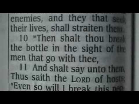 Jeremiah 19 (King James Holy Bible)