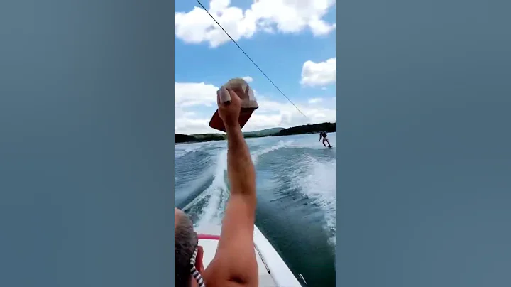 Ronnie backflip wakeboarding!