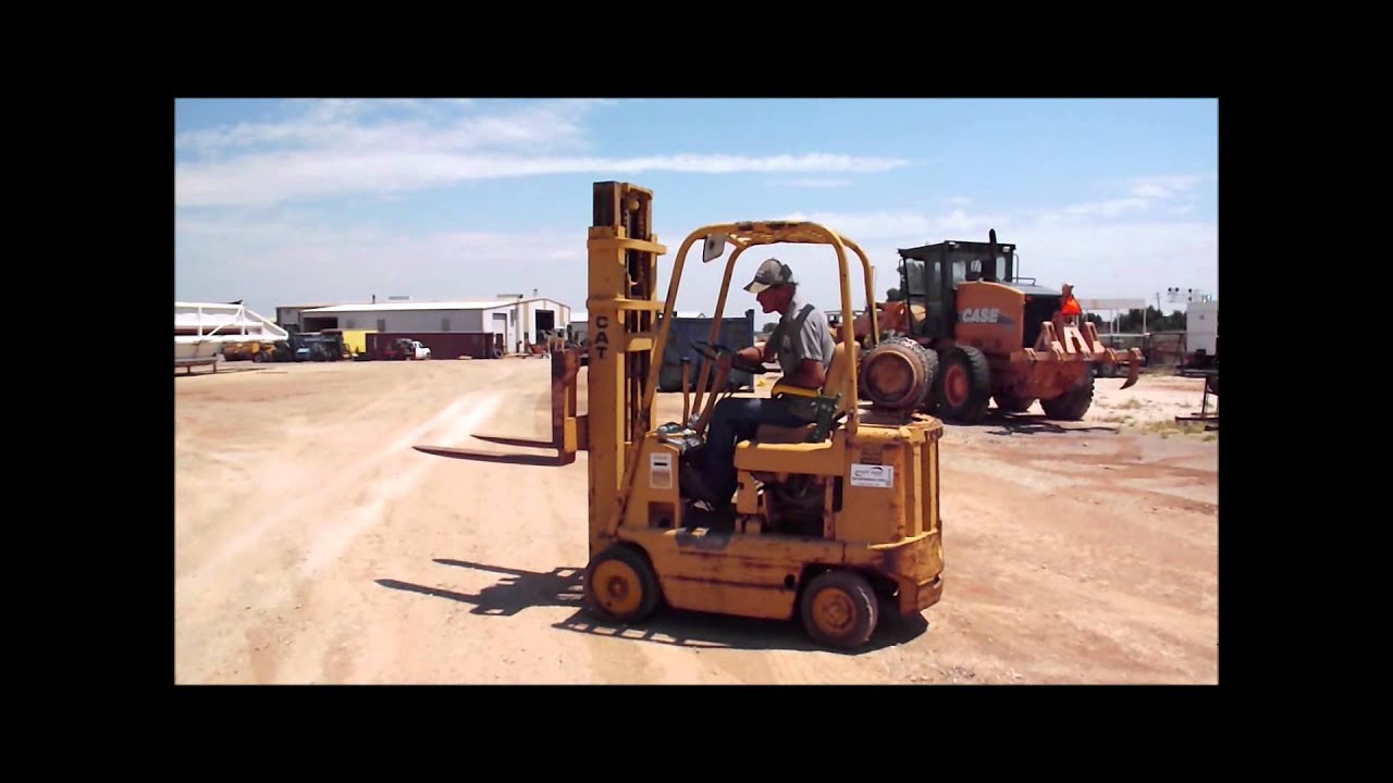 Caterpillar T30 forklift for sale | sold at auction August 28, 2014