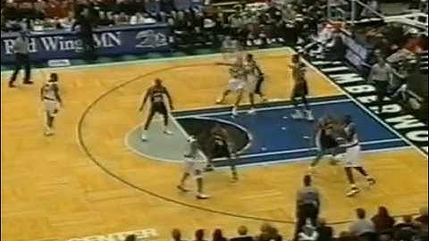 Kevin Garnett (31pts/16rebs/5asts) vs. Tim Duncan (26pts/12rebs) (2001)