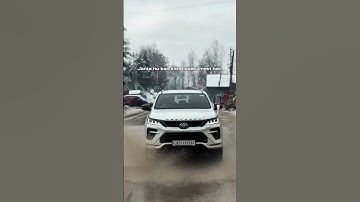 Speed 210 kmph 💀 #mahindra #suv#car #overtake#innova #scorpio #toyotaspeeding #mafia