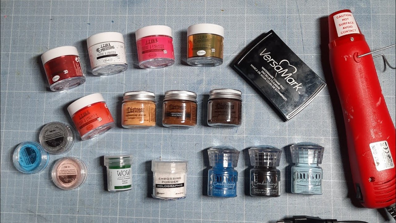 Je teste les différentes poudre d'embossage